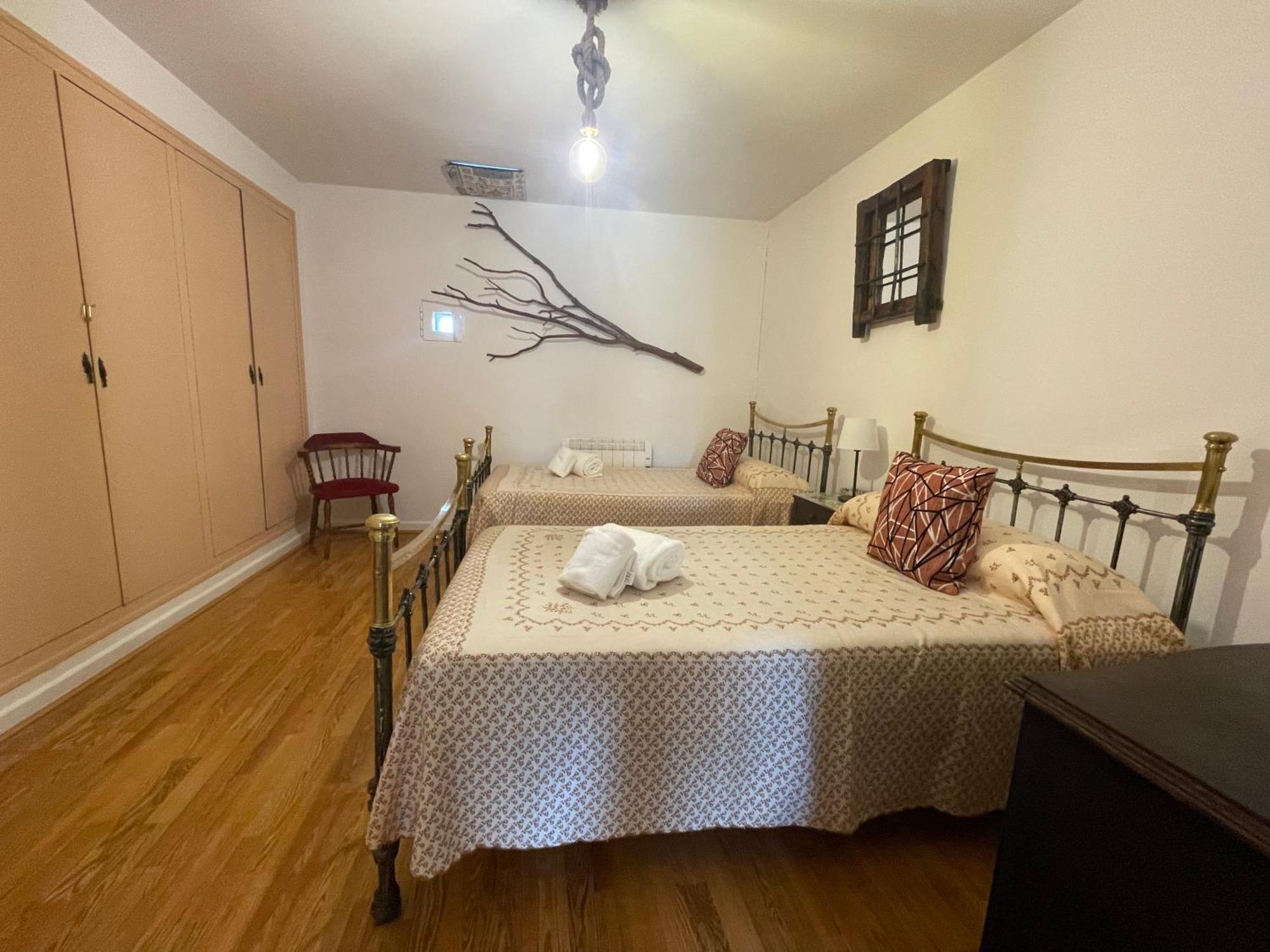 La Casa De Mis Padres Arahuetes